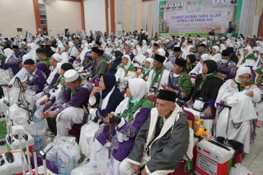 63,45 Persen Jemaah Haji Sumut Sudah Kembali ke Tanah Air