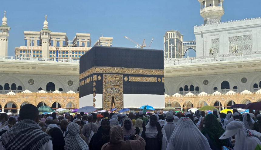 Kemenhaj Imbau Jemaah Umrah Indonesia di Arab Saudi Tingkatkan Kewaspadaan